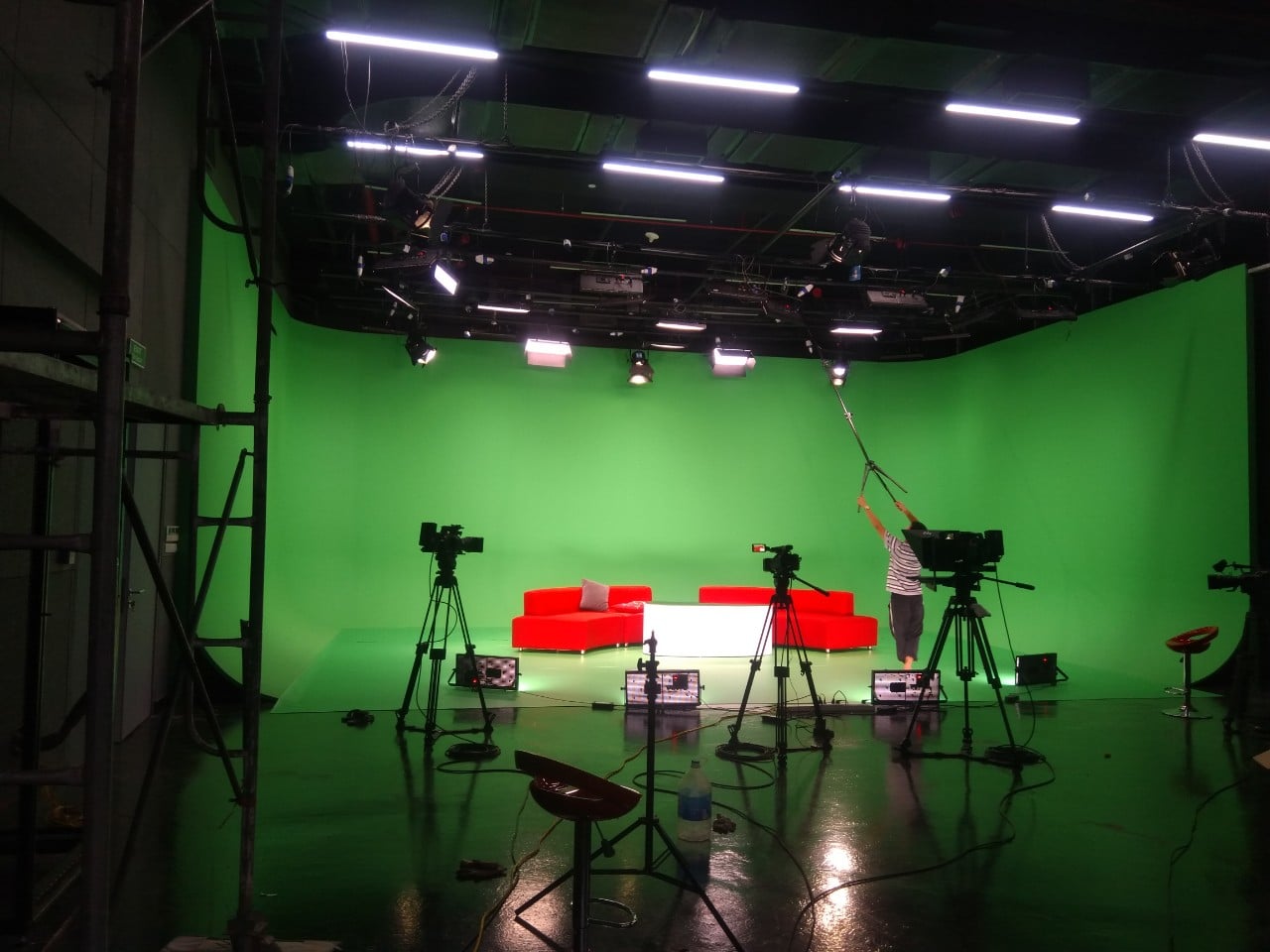 Những thiết bị cần thiết để livestream và làm chương trình trực tiếp